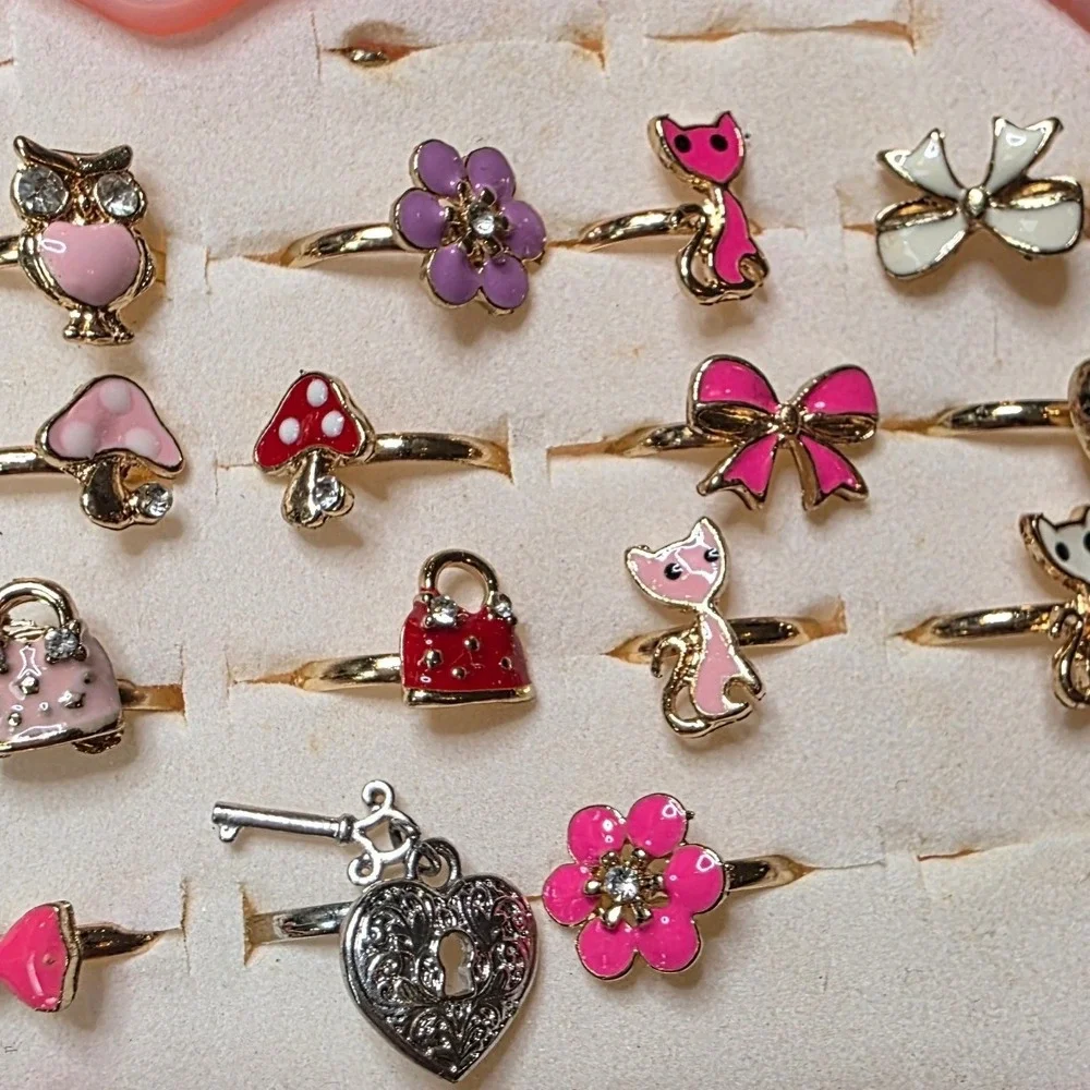 Unbranded whimsical collection
